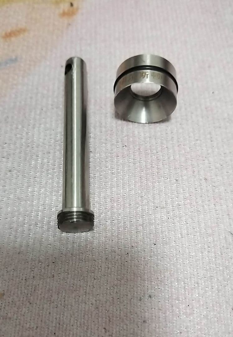 アルトサックス 　ネック&練習弱音器&演奏マイクホルダー&サックス楽譜ホルダー