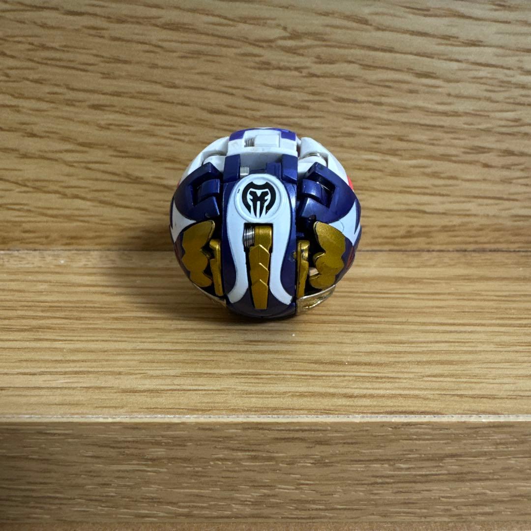 爆テク爆丸　全ムニキス、瞬ガリュウ、轟ホルス　セット