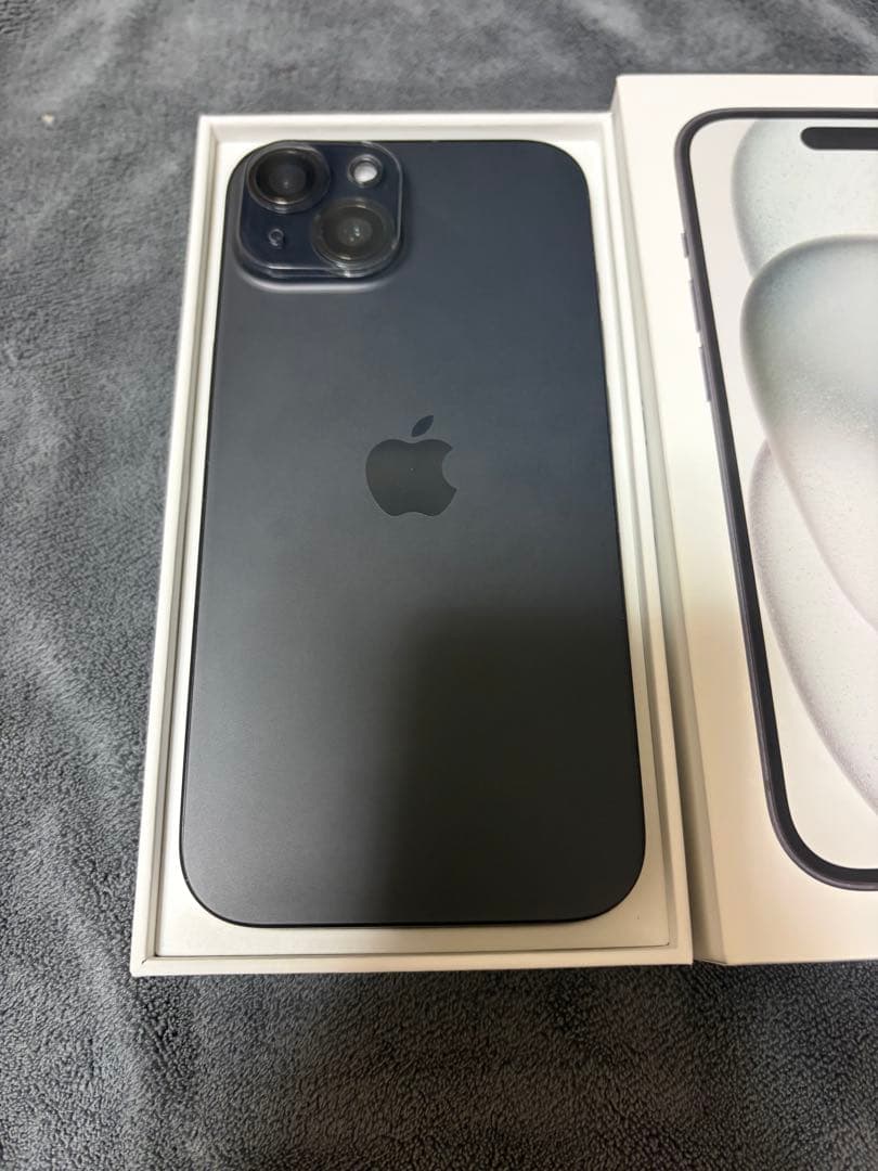 た*き様 Apple iPhone 15 256GB SIMフリー