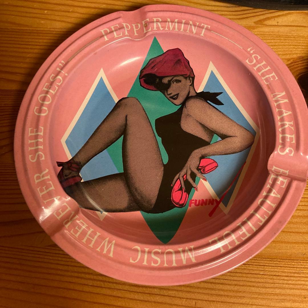 80年代当時物 PEPPERMINT 丸型ブリキトレー&灰皿セット ロカビリー