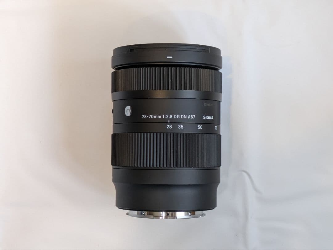 SIGMA 28-70mm f2.8 DG DN ライカLマウント