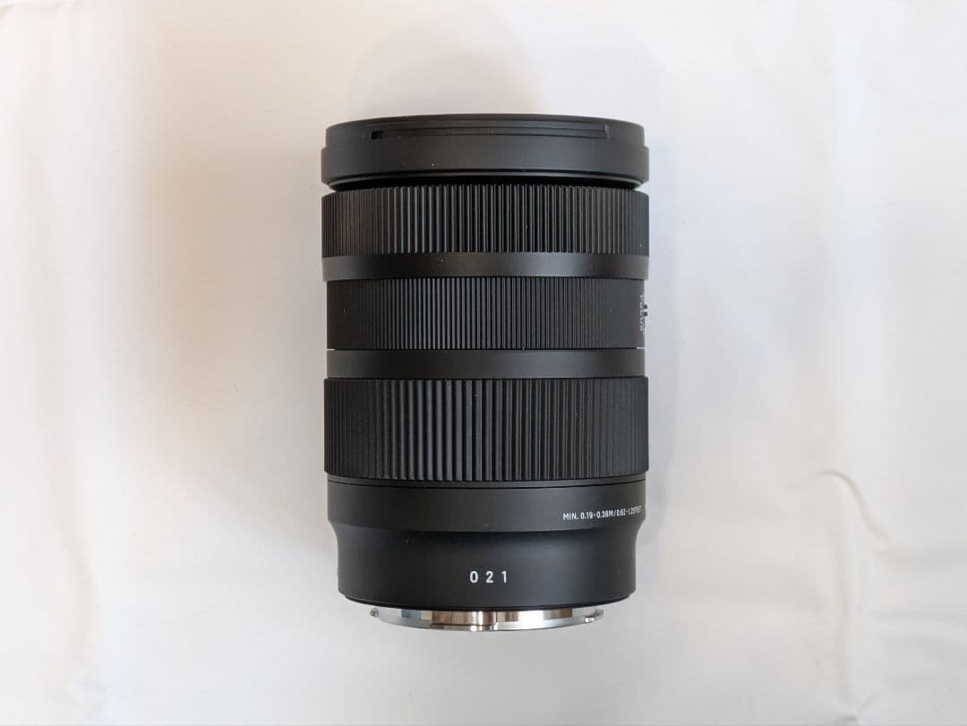 SIGMA 28-70mm f2.8 DG DN ライカLマウント