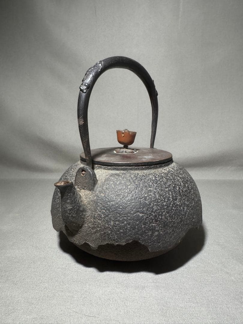 茶道具　無名無地鉄瓶