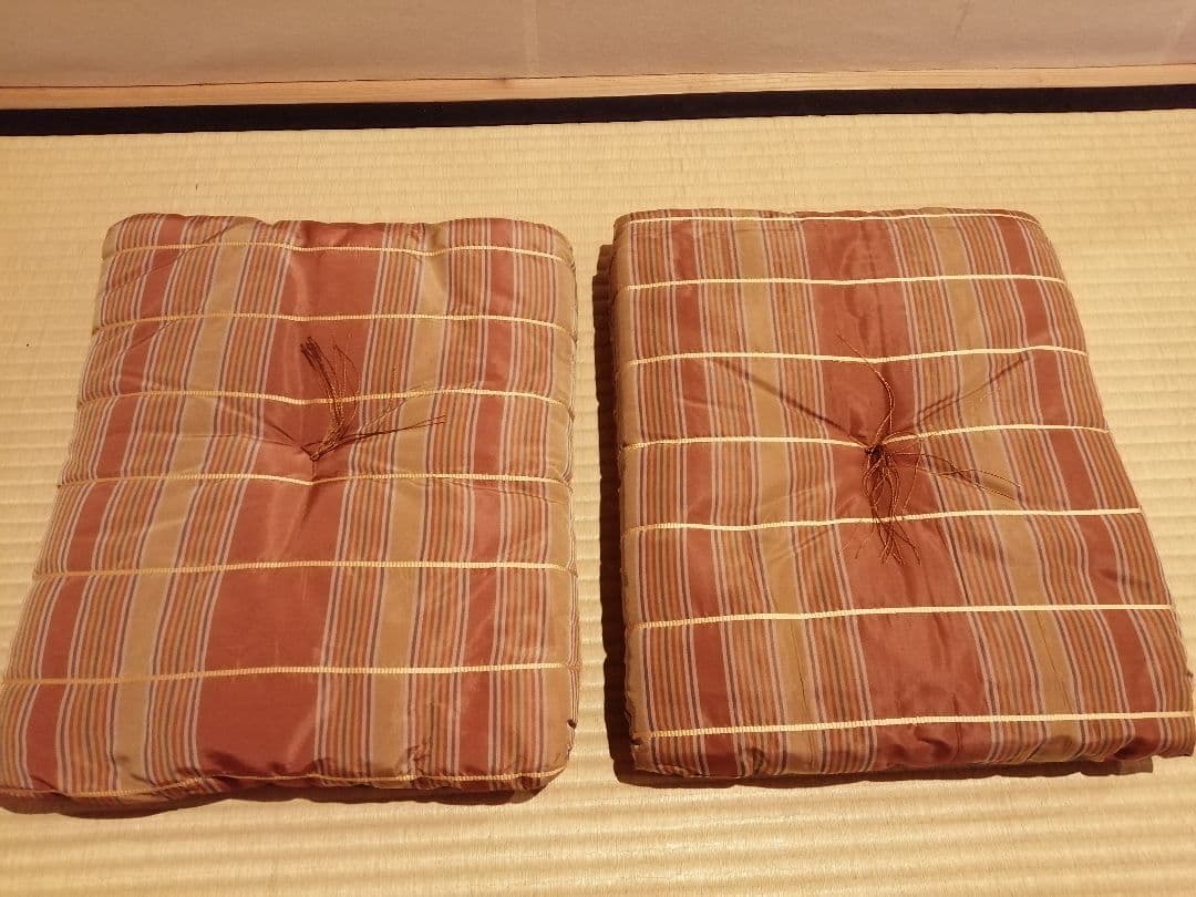 【茶事道具】茶席座布団　水屋道具489