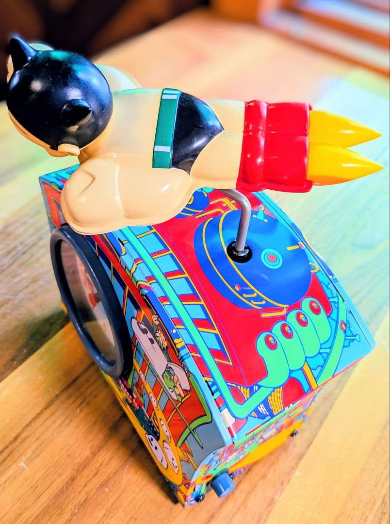 ❤️鉄腕アトム目覚まし時計！北原氏監修の可動品❤️1767