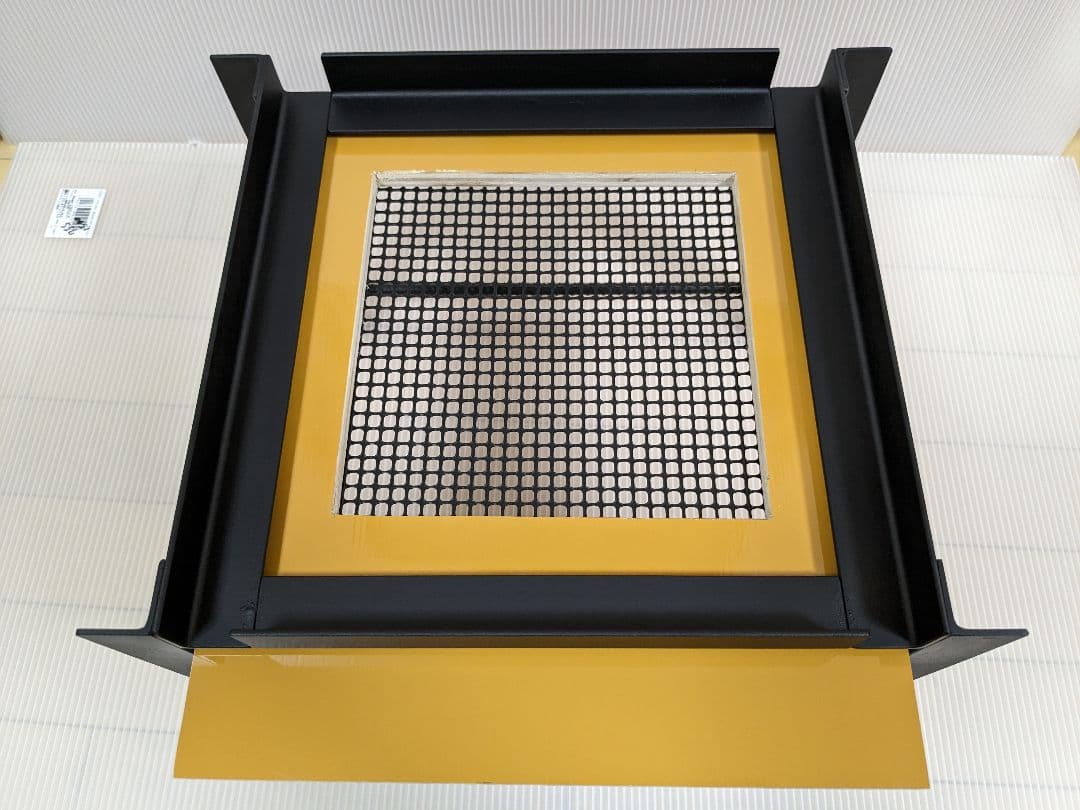 重箱式巣箱台　２９０ミリ用 　ニホンミツバチ　鉄製台