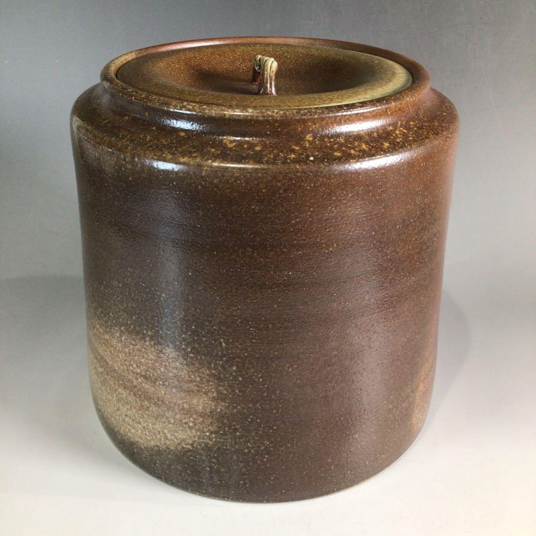 Ｐ２６６　水指　『信楽焼』『河合慶治造』　共箱　茶道具