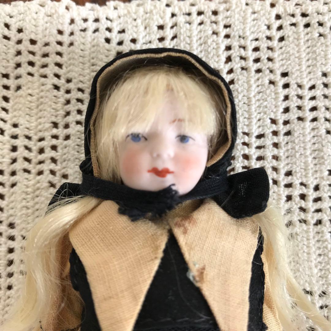 アンティーク　ミニョネット　ビスクドール