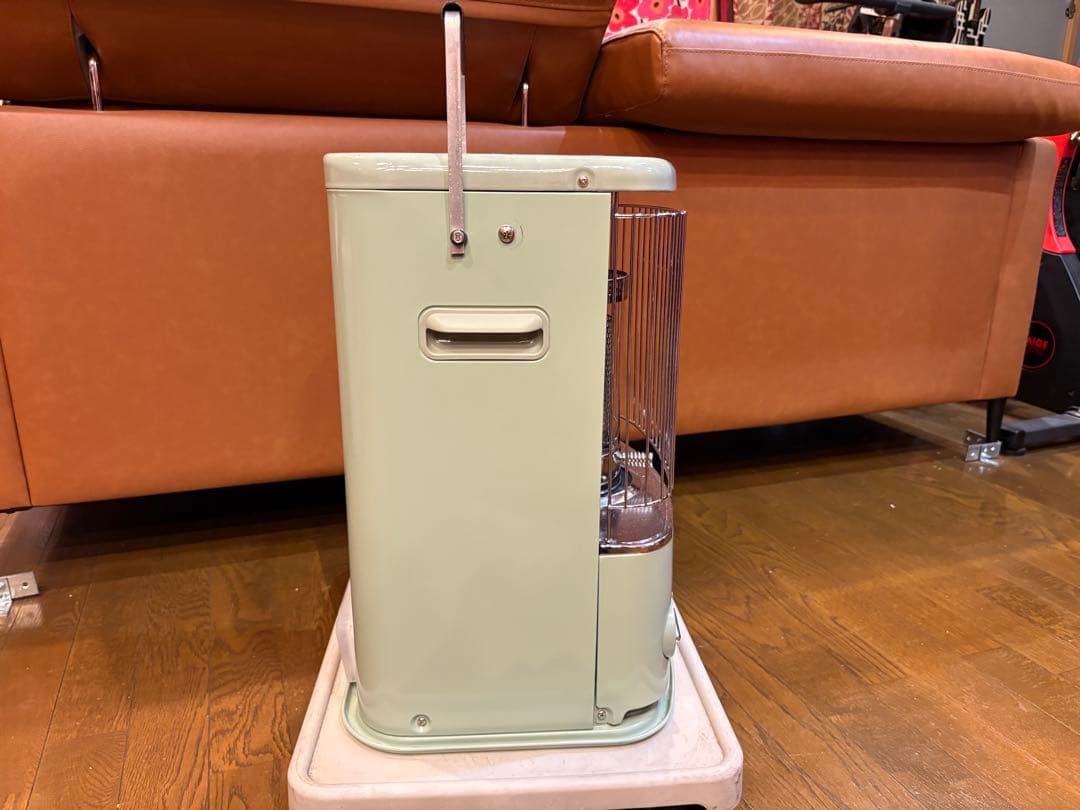 カスタム、アラジン灯油ストーブ ミントグリーン