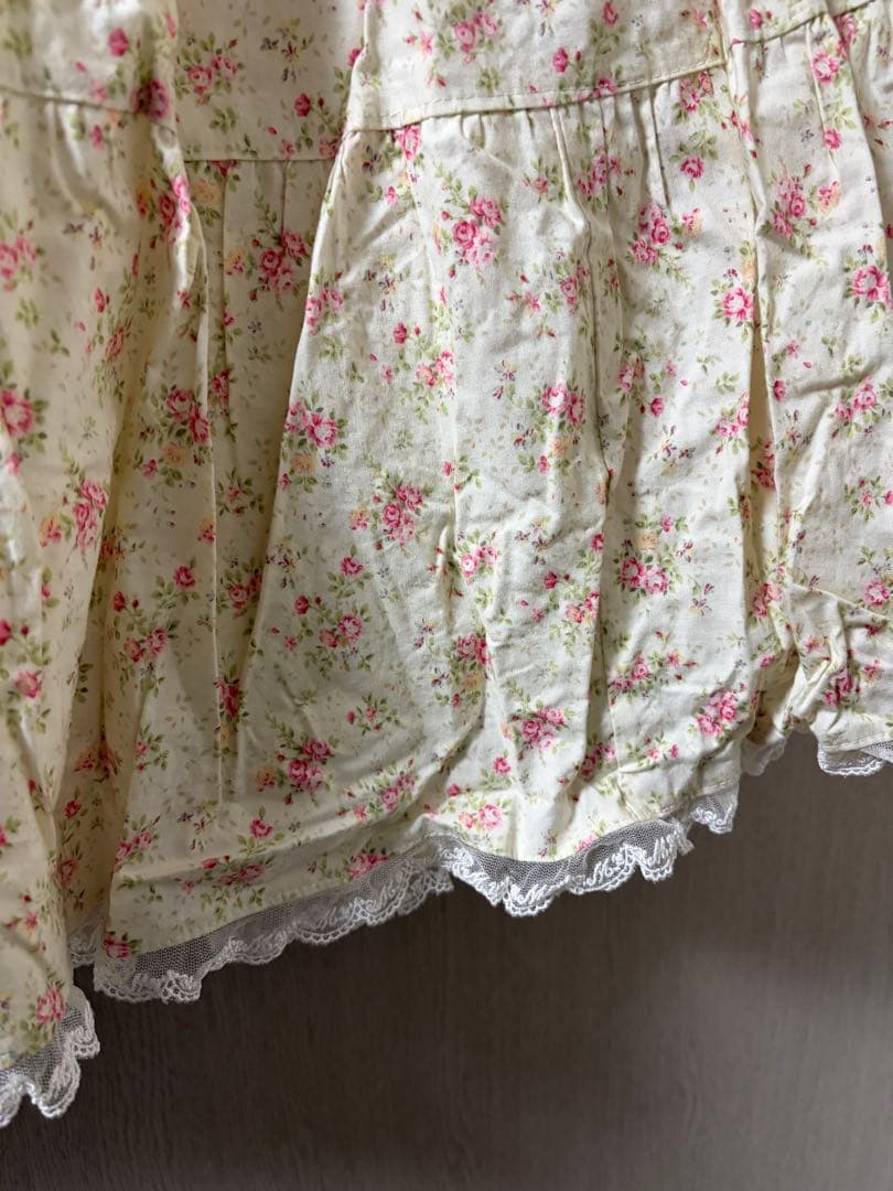 メタモルフォーゼ　小花柄　バラ柄　フラワーブーケ　スカート　アンダースカート