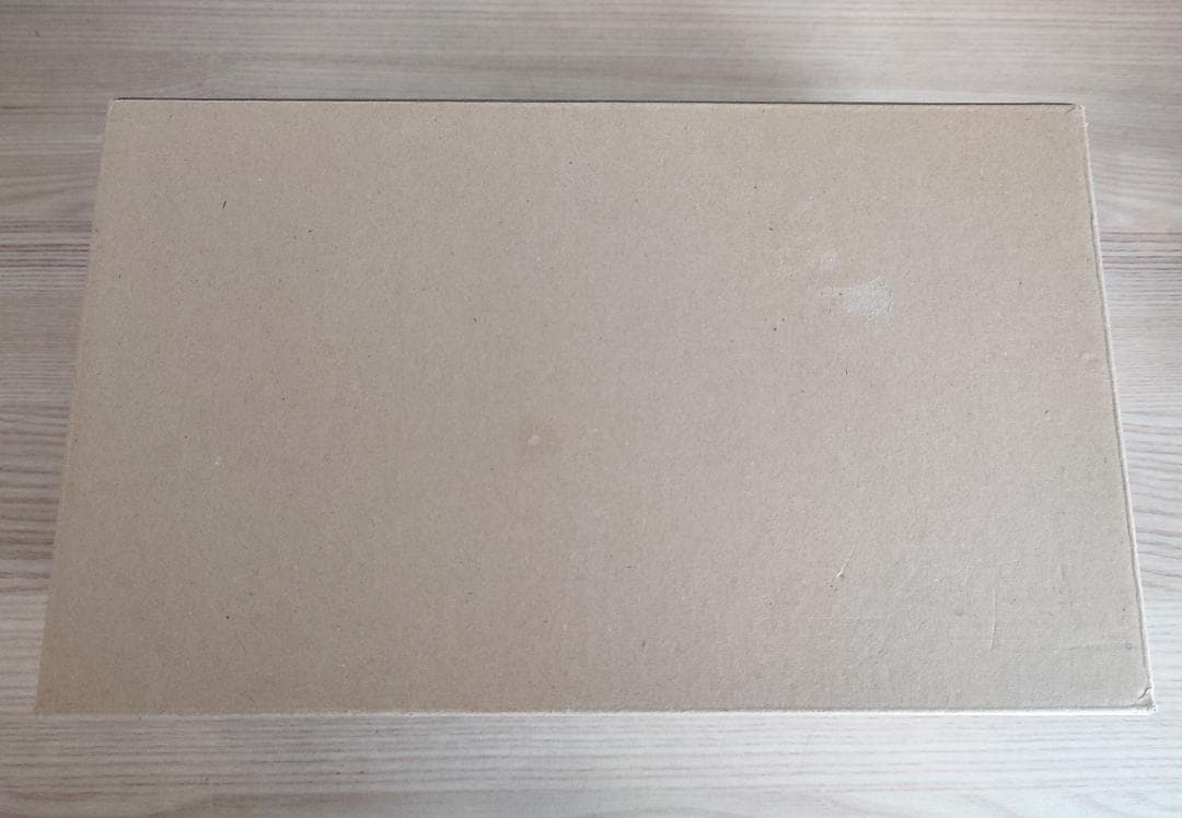 【未使用】 崖の上のポニョ　キャンディーポット　蓋付き菓子入れ　ジャー　ジブリ