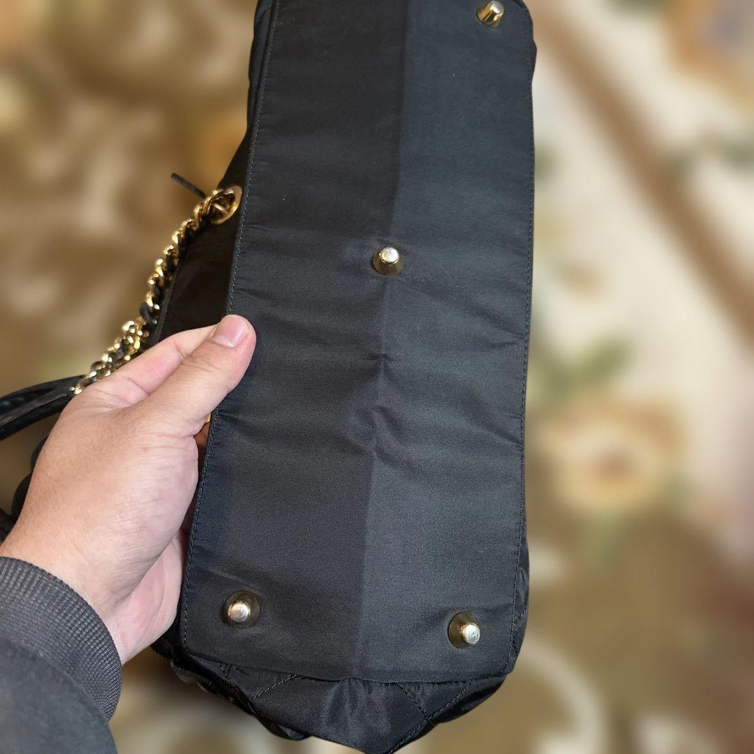 PRADA ブラック キルティング ショルダーバッグ