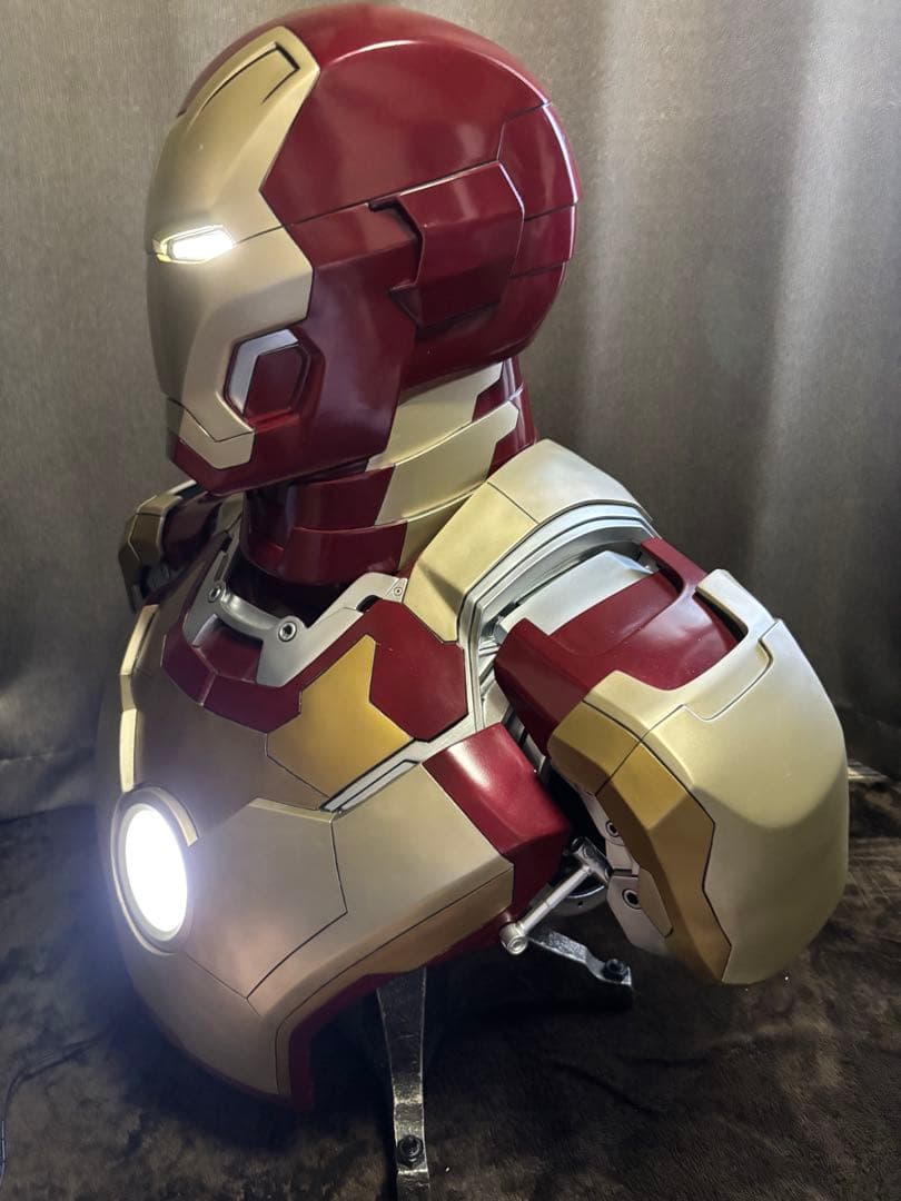 [アイアンマン マーク42 ]マーベル 1/1サイズ　バスト　(箱有り)