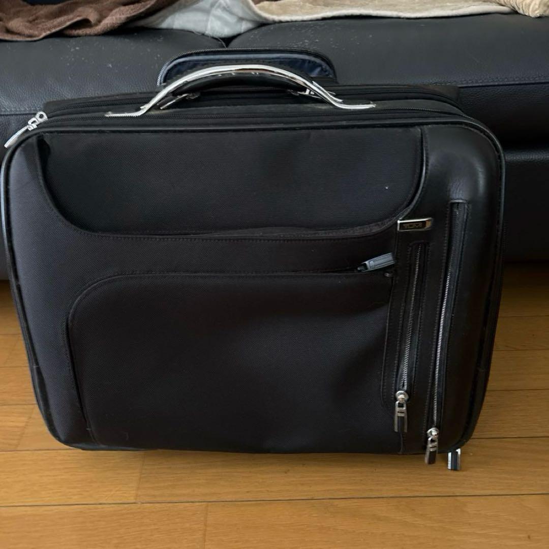 M*e様 TUMI スーツケース　キャリーケース　ビジネスバッグ