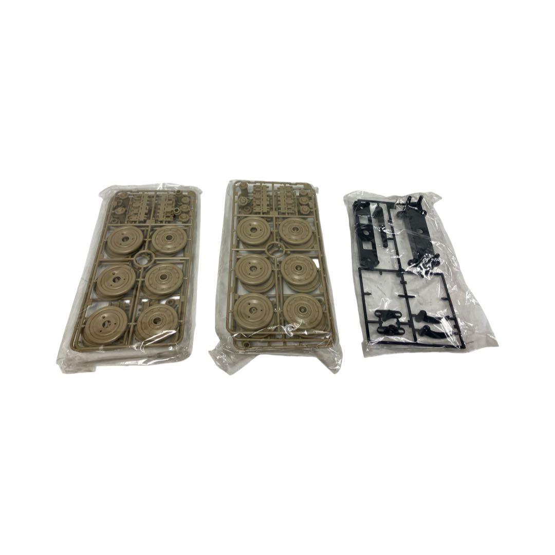 タミヤ 1/16 キングタイガー ヘンシェル砲塔 ラジコン 未組立 TAMIYA