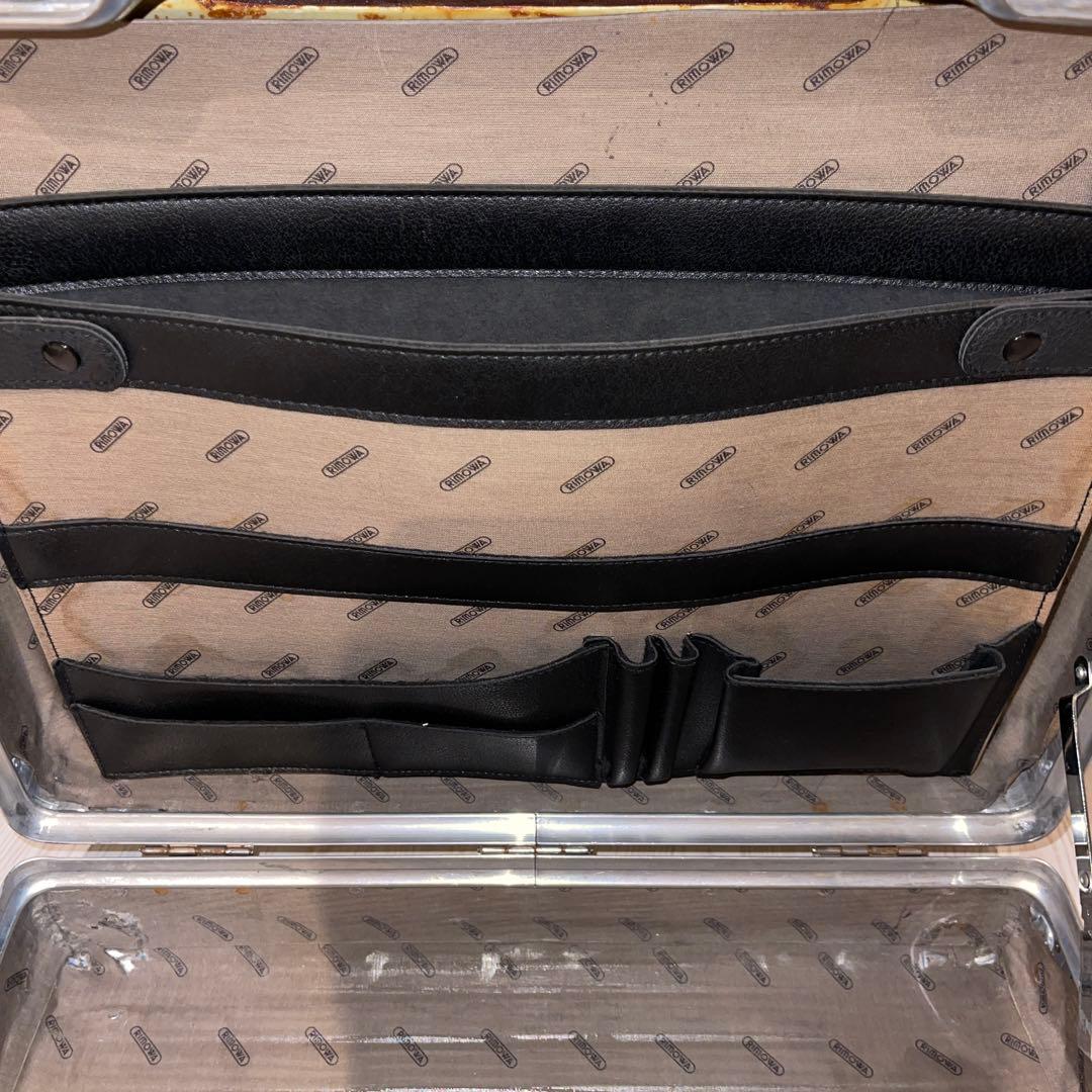 RIMOWA シルバーキャリーケース