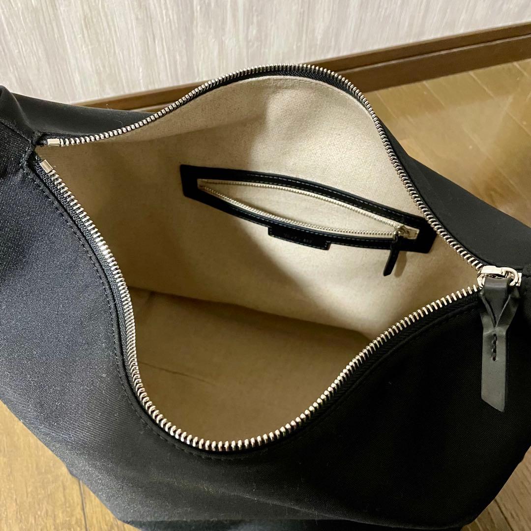 【TOUT Y EST 】カノ トワルバッグ／black