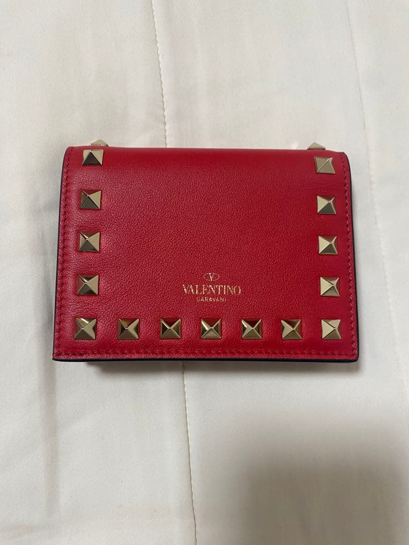 る*な様 （美品）VALENTINO 二つ折り財布