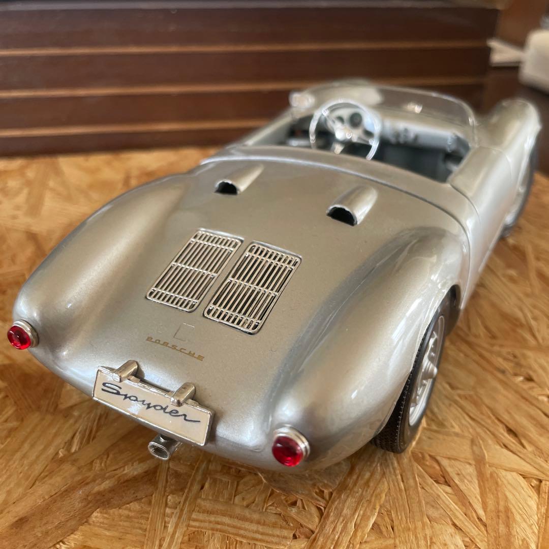 マイスト 1/18 ポルシェ550A スパイダー 1955 シルバー　ミニカー