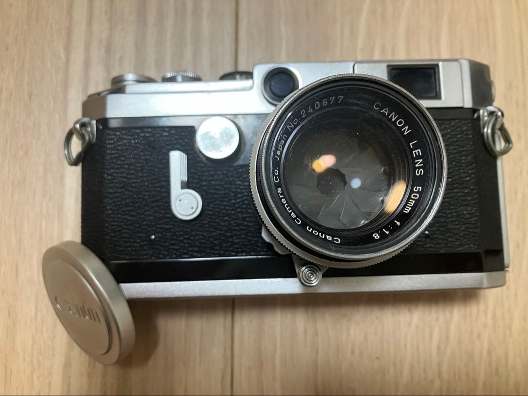 Canon 35mmフォーカルプレーンシャッター式距離計連動カメラ ケース付き