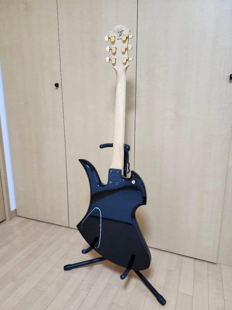 バーニー　Burny　モッキンバード　HIDEモデル　サイケ　ペイント