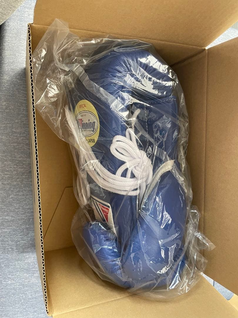 t Winning ボクシンググローブ 青 8オンス