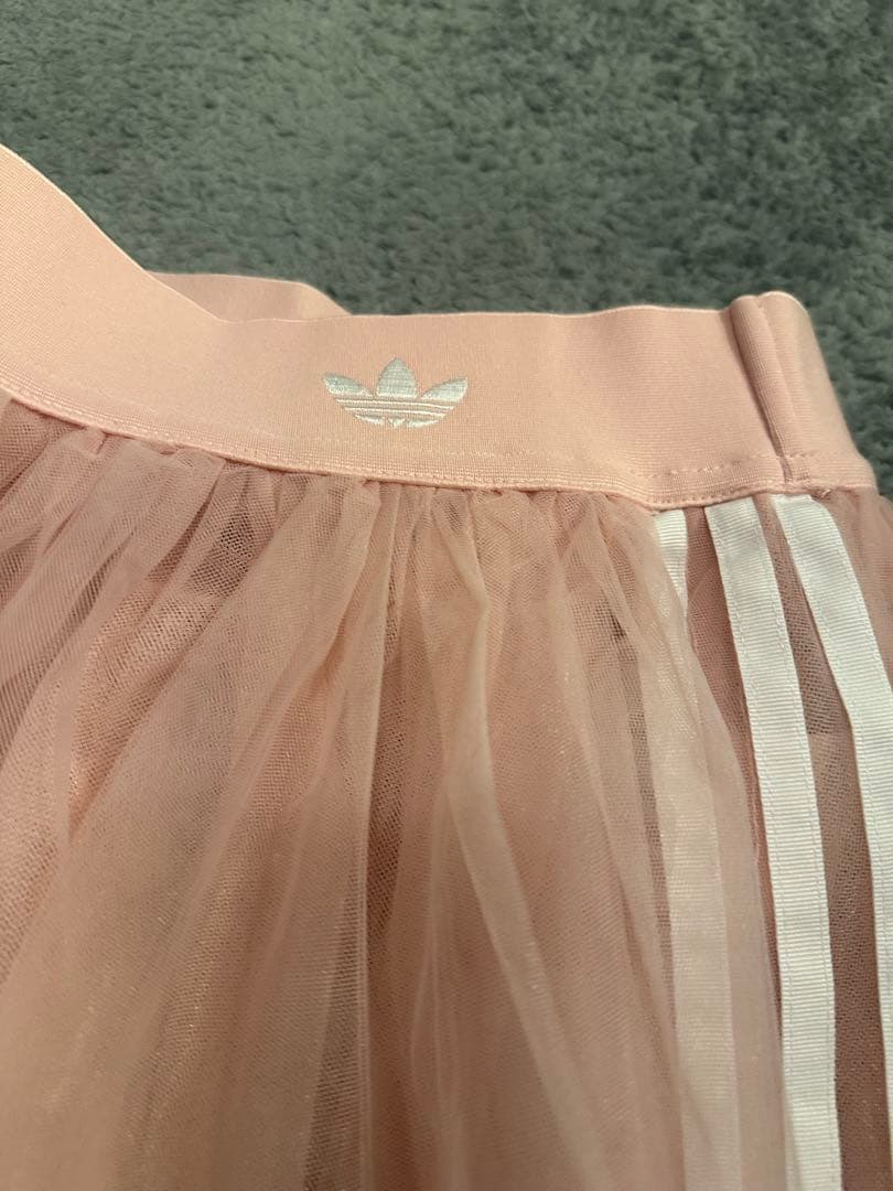 adidas ピンク チュールスカート