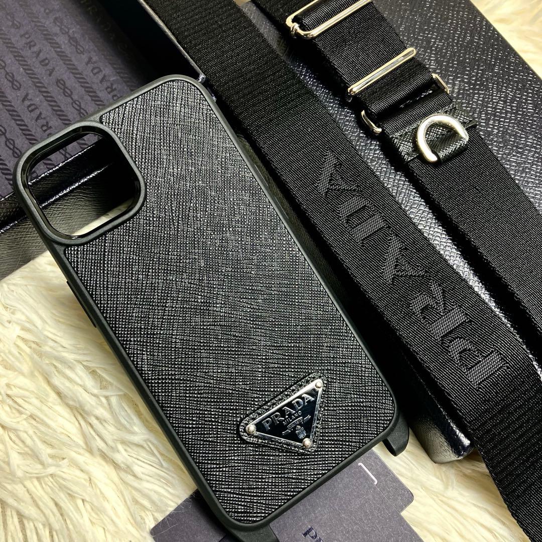 【極美品】プラダ スマホショルダー iPhone14pro三角ロゴ 現行