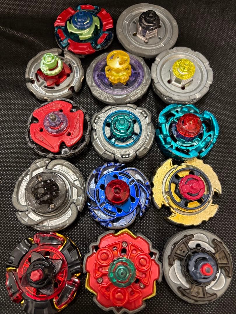 メタルファイトベイブレード まとめ売り 引退品 交換部品・ランチャー付き