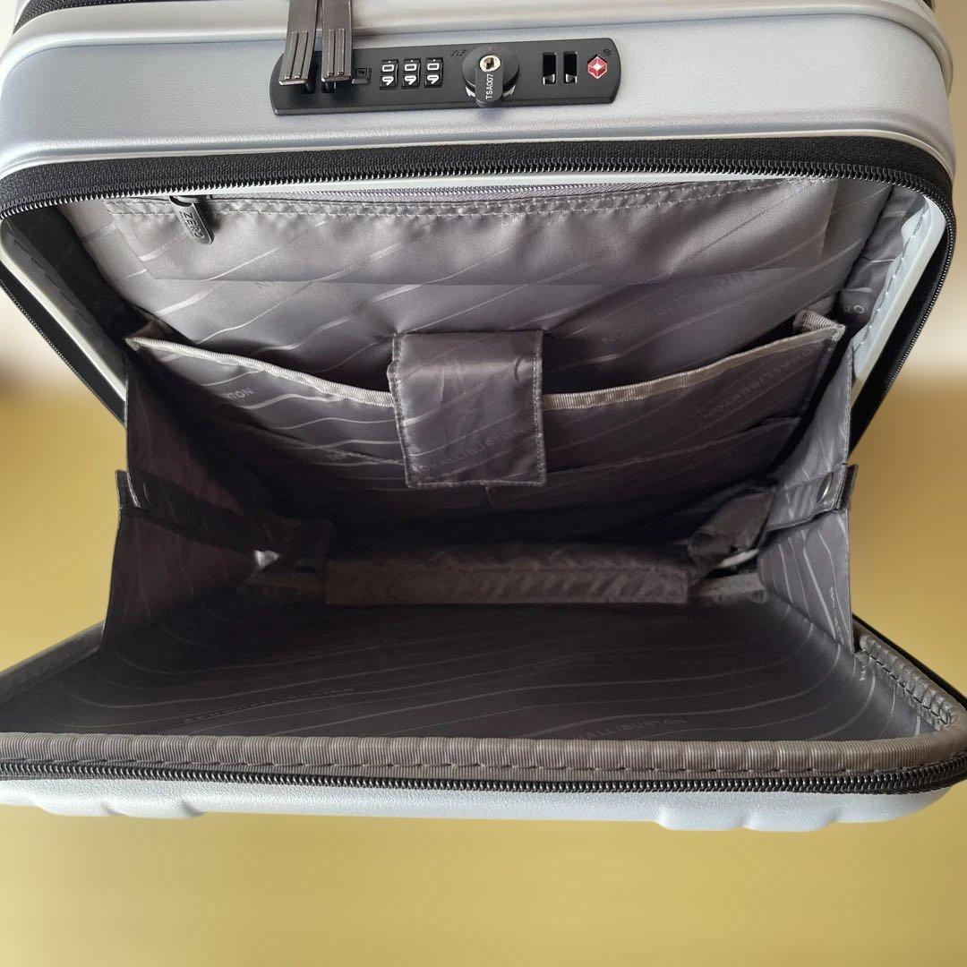 【ZERO HALLIBURTON】軽量スーツケース 機内持ち込み　シルバー