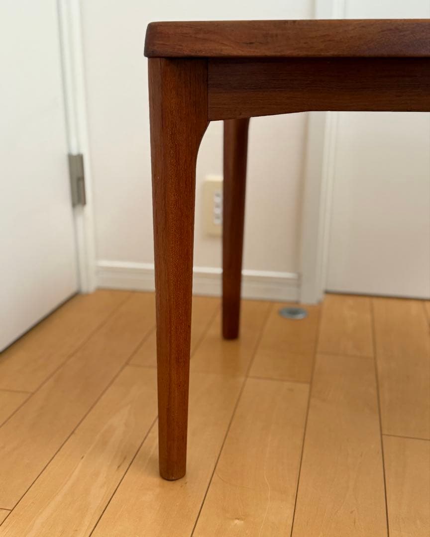 デンマーク 北欧家具 ヴィンテージ ローテーブ ルCHLOROS クロロス 購入