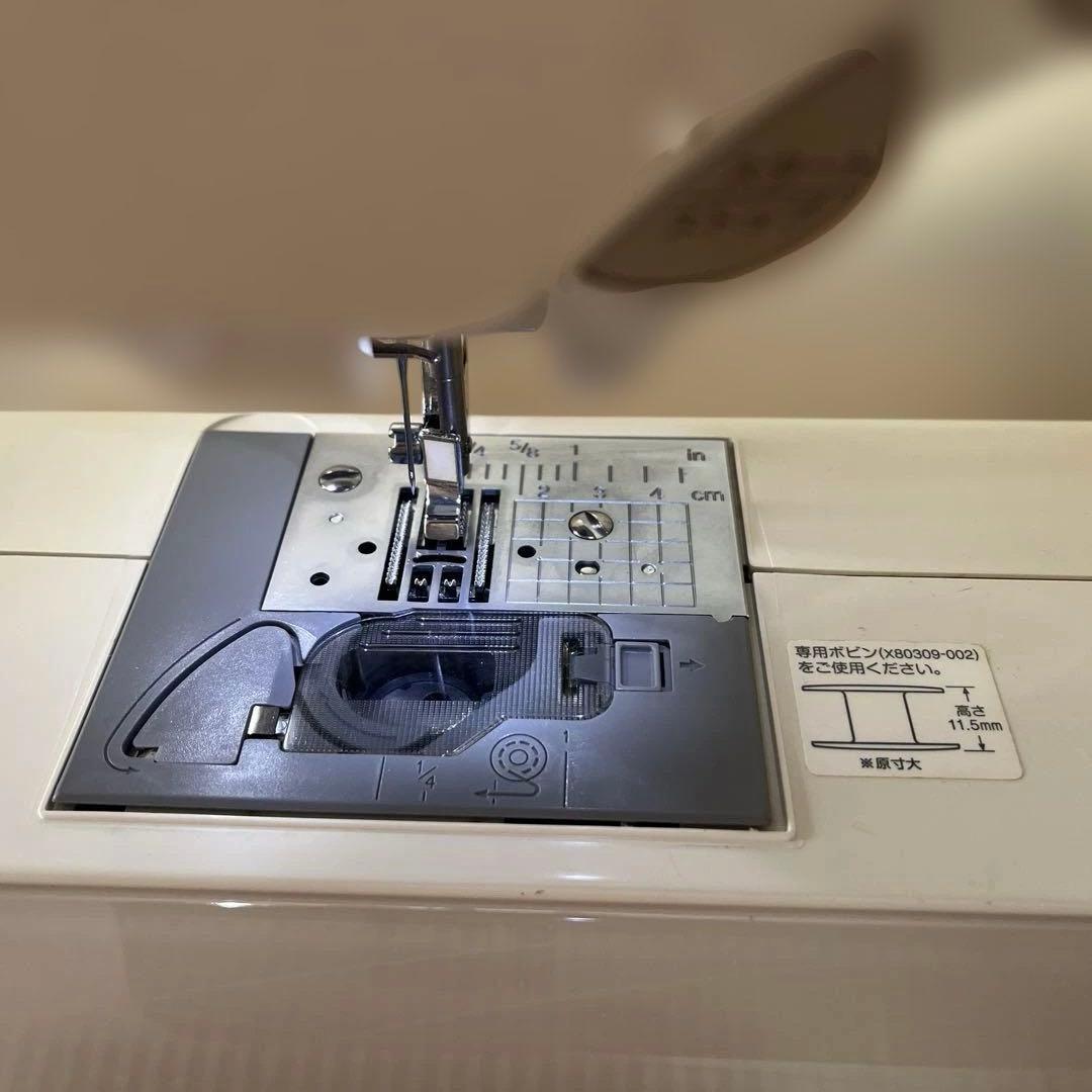 ジャンク　ブラザー刺しゅう機付コンピュータミシンInnovis N80