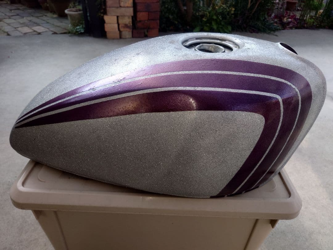 ゼファーΧタンク