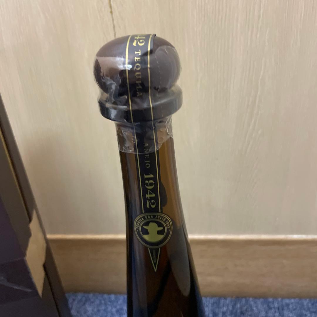 ドン・フリオ 1942 750ml 箱入り[ テキーラ ギフトBox入り]