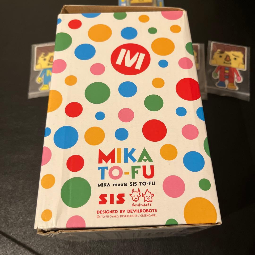 TO-FU OYAKO×MIKA コラボ フィギュア　大　小　ステッカー?セット