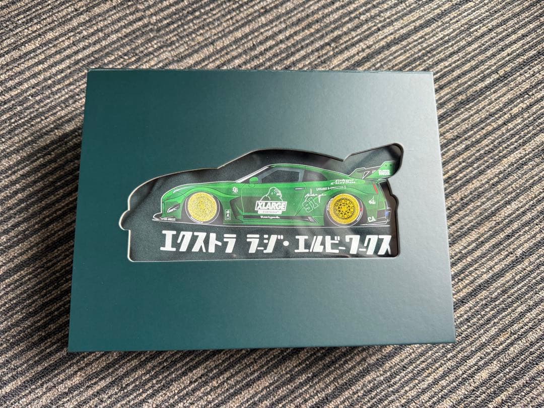 LBWK × XLARGE PREMIUM BOX（ミニカー＆Tシャツ） サイン