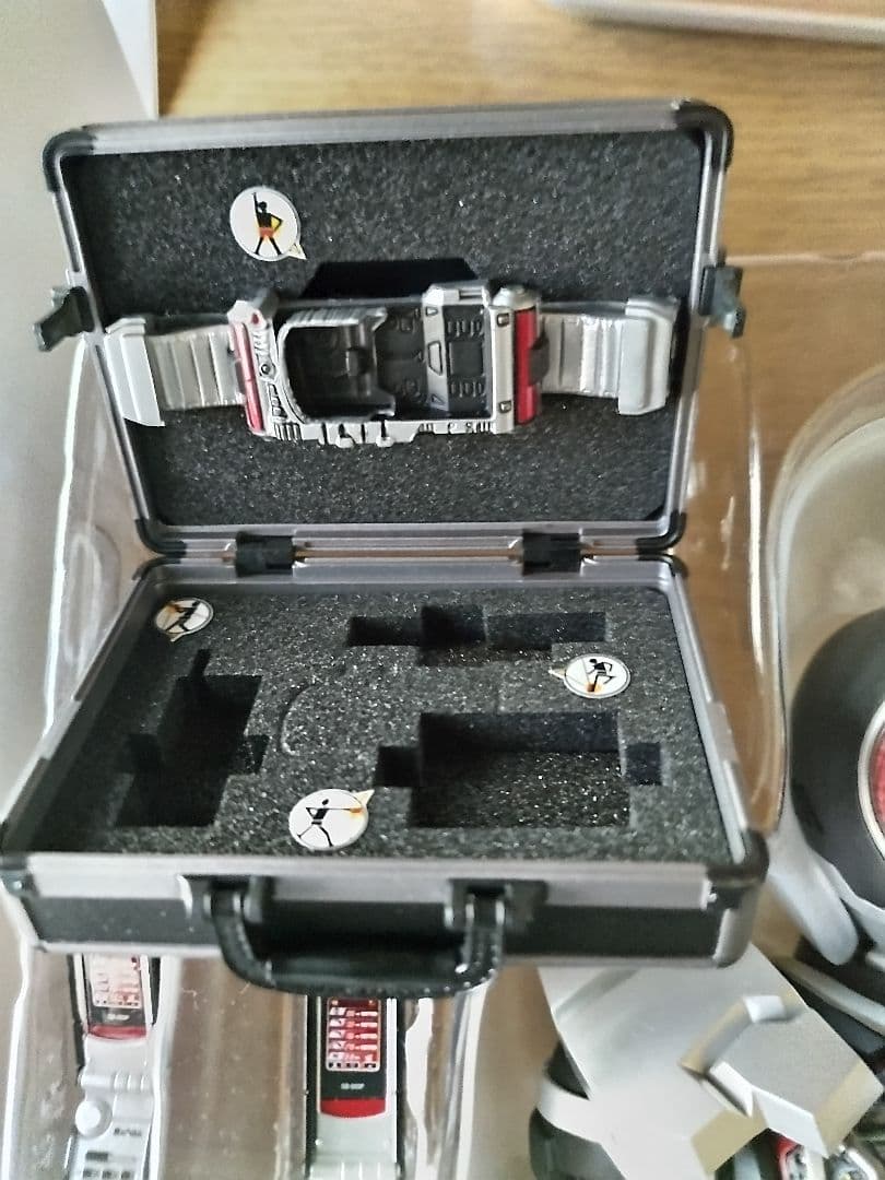 超リアル！メディコムトイＲＡＨ 仮面ライダーファイズ アクセルフォーム　完品