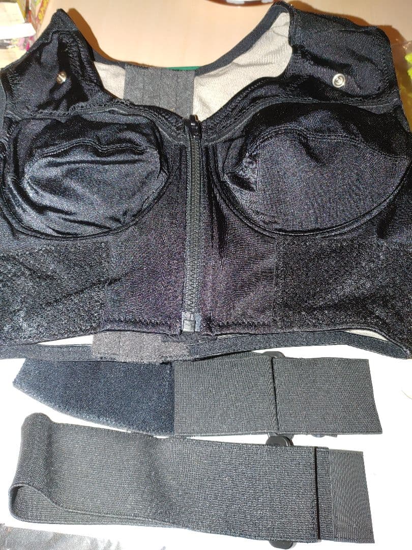 サロン専売品フレキシア　セルステラボディーフルセットナノカレント定価35万円超え