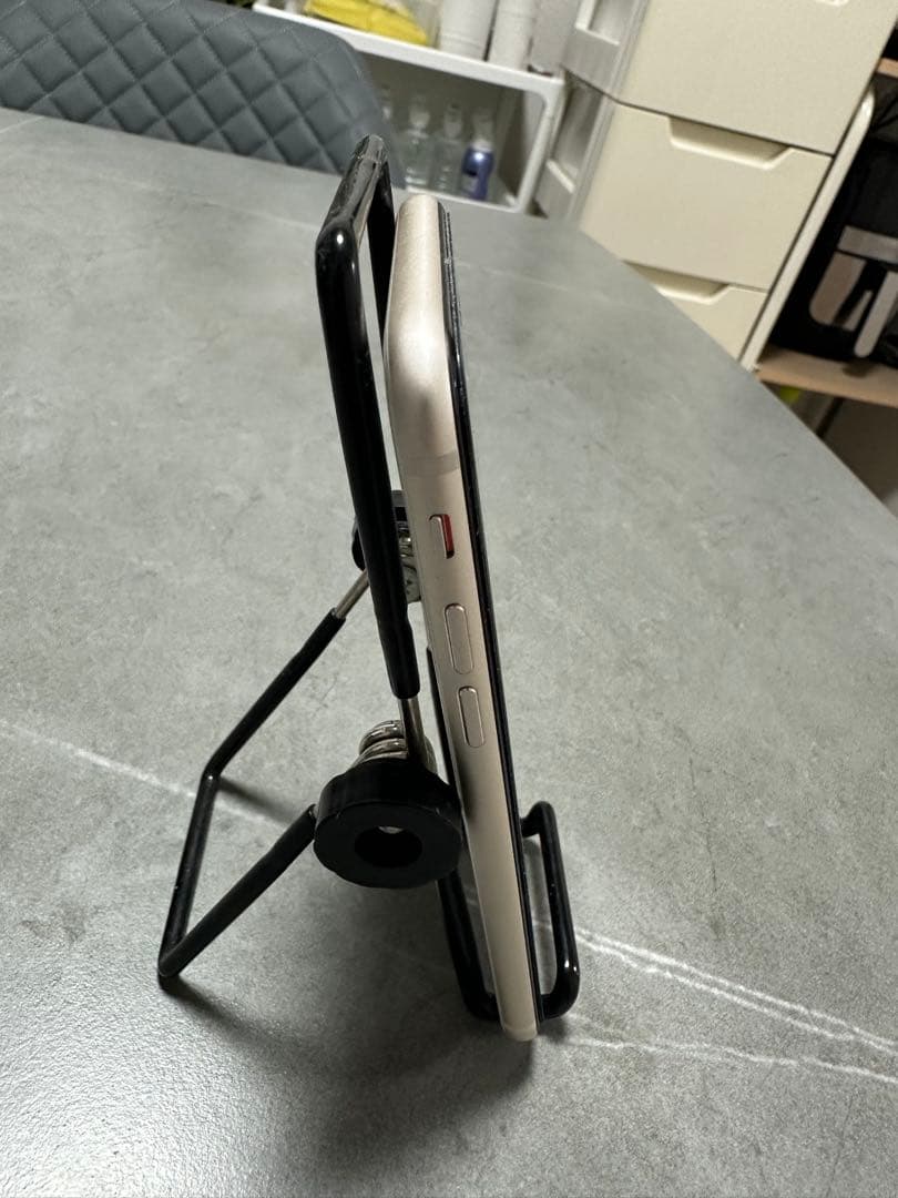 iPhoneSE3 64GB 第3世代 APPLE SIMフリーバッテリー91%