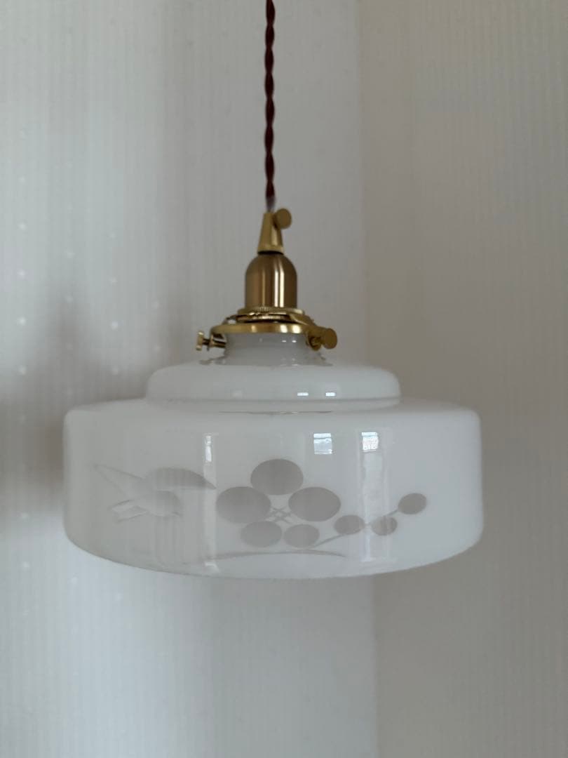 レトロ乳白ランプシェード ランプシェードのみです、電笠 ミルクガラス 和風