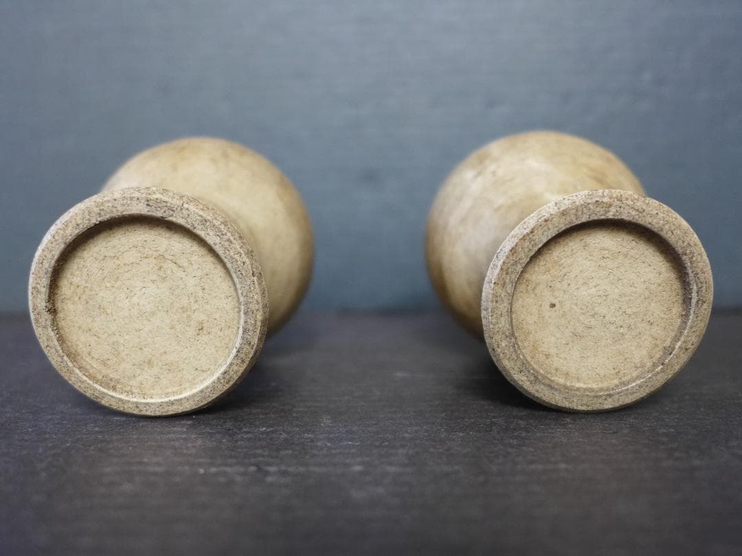 蔵出し　時代物　古瀬戸　大変古い花瓶　花器一対　小壺　白釉薬　古美術　骨董