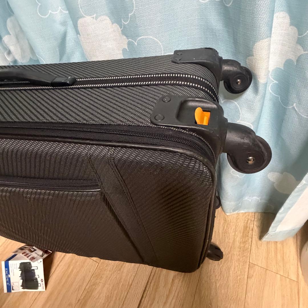 激安送料込‼️シフレ　エスケープ　大容量115L ソフトスーツケース　ちきりんさん