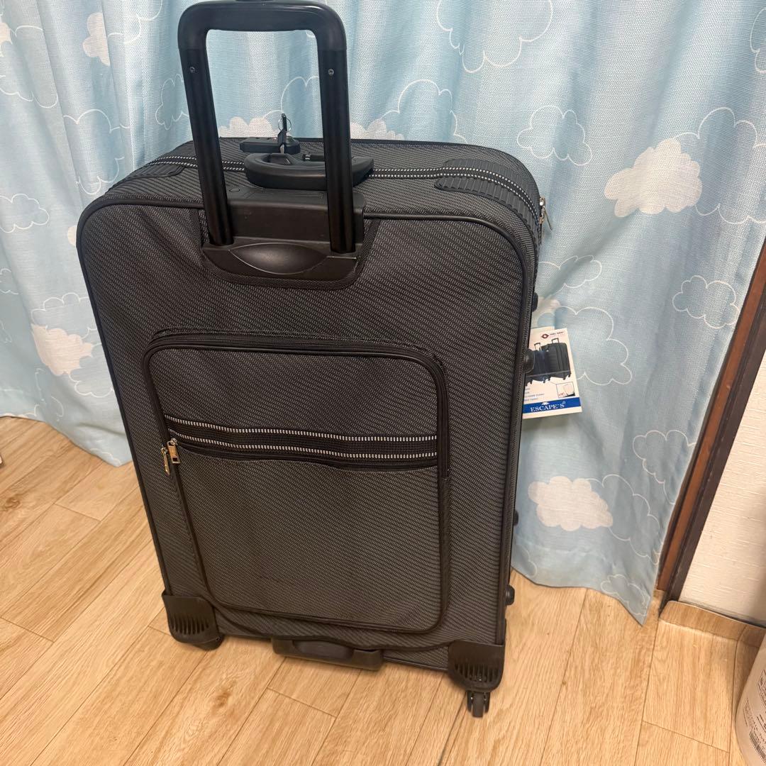 激安送料込‼️シフレ　エスケープ　大容量115L ソフトスーツケース　ちきりんさん