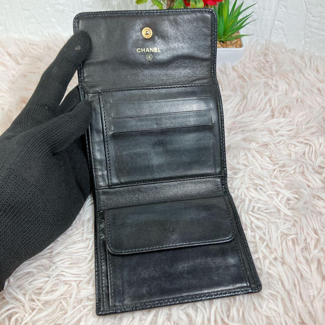 ！美品！ CHANEL キャビアスキン ココ マトラッセ 3つ折り 財布