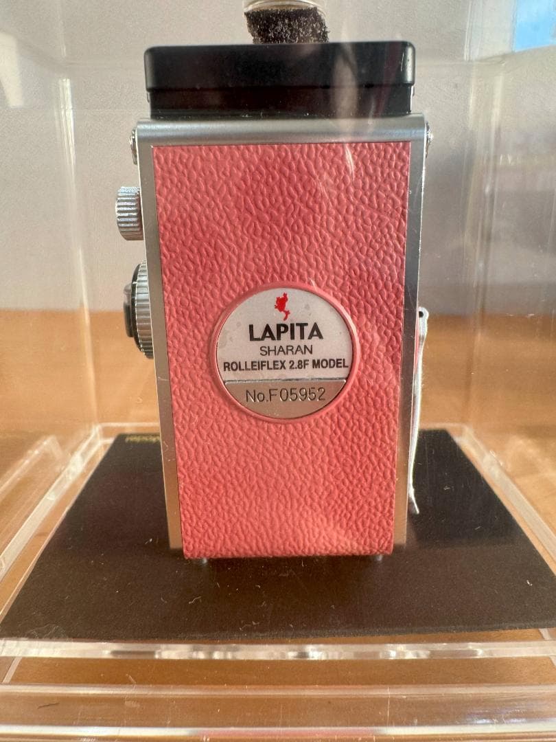 Rolleiflex 2.8Fモデル ピンク