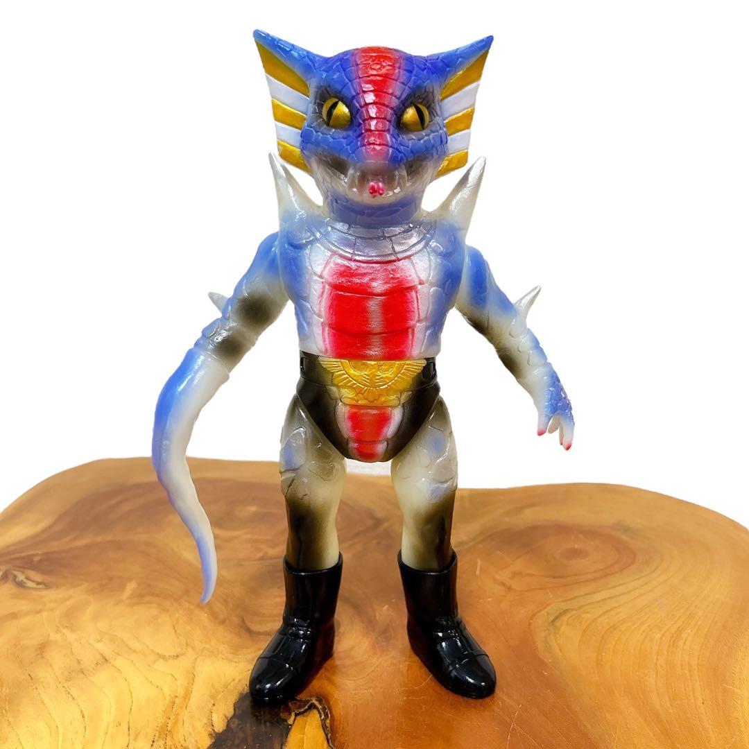 東映レトロソフビコレクション ガラガランダ 蓄光 フィギュア 仮面ライダー 怪人