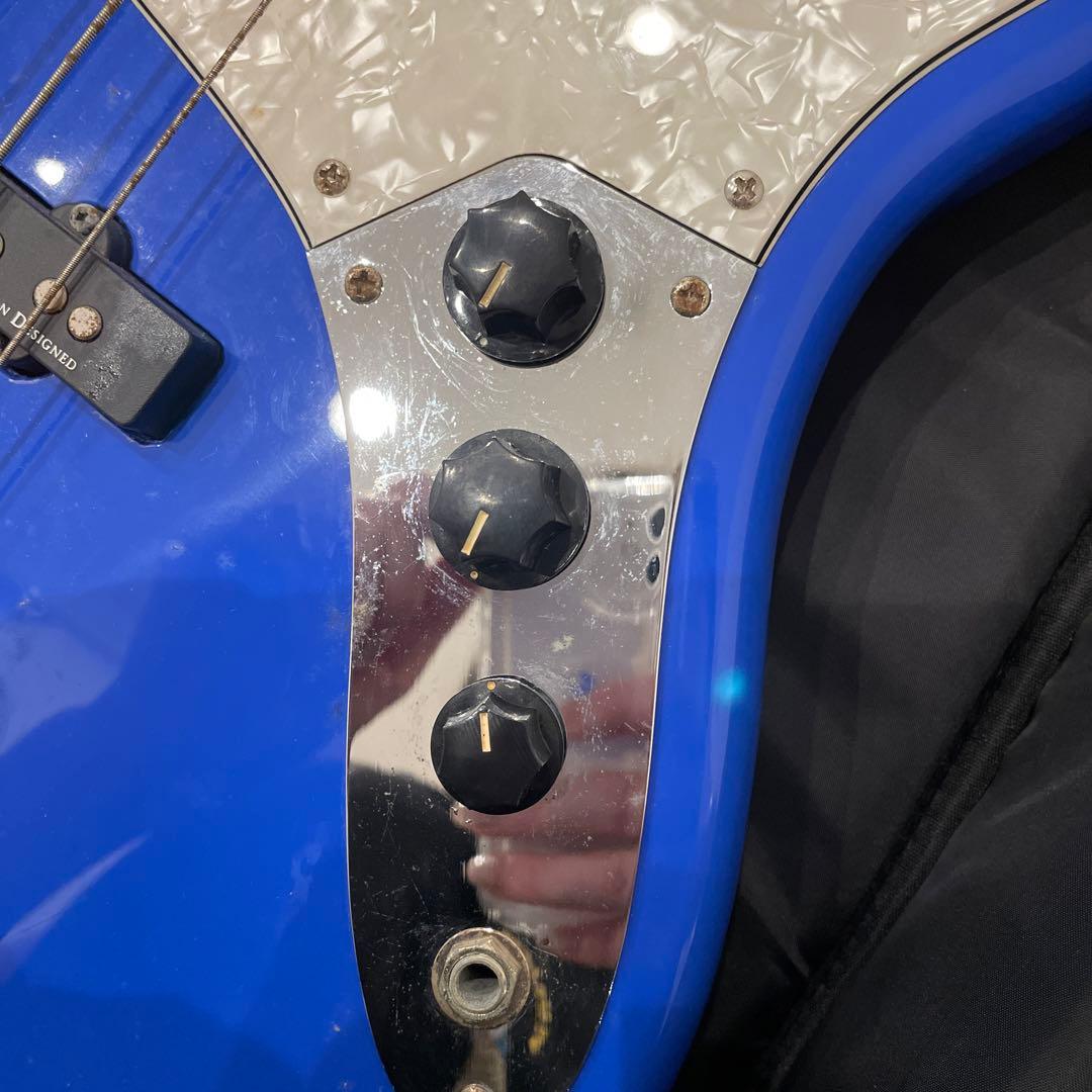 fender ベース SCANDAL TOMOMI