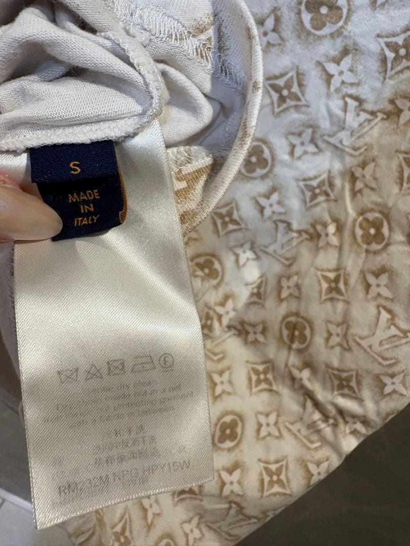 LOUIS VUITTON モノグラムTシャツ