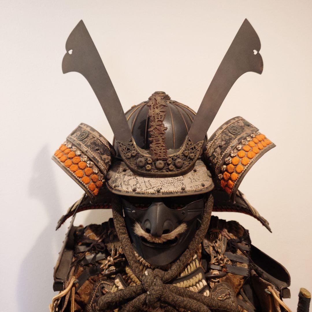甲冑 鎧兜 等身大 観賞用 置物 模造刀 収納箱（櫃）付き