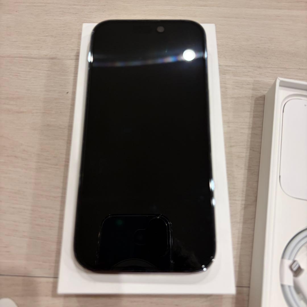 Apple iPhone 14 Pro ディープパープル 本体　値下げしました。